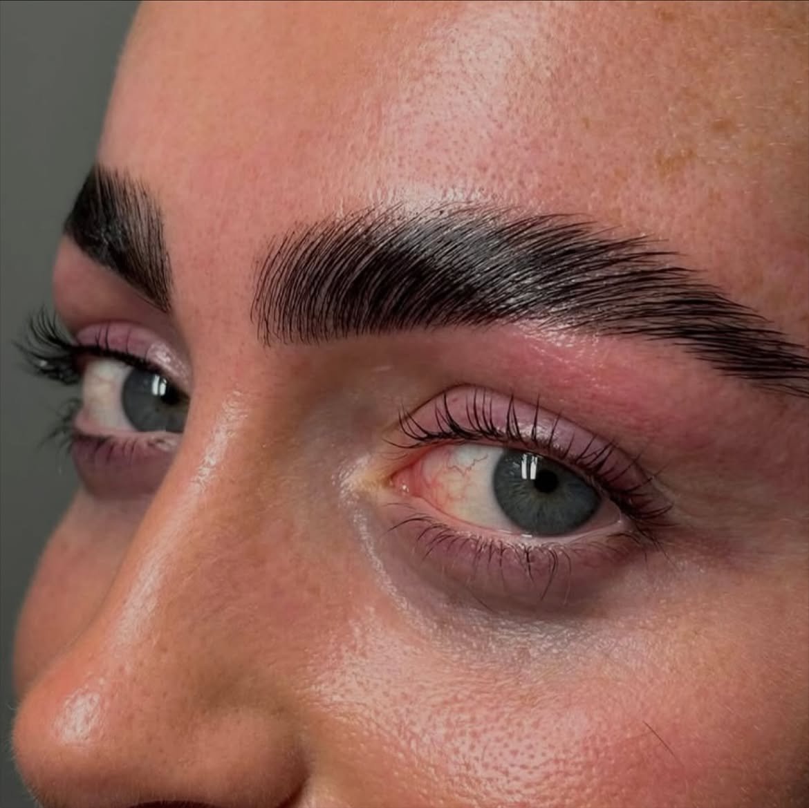 Laminación profesional de cejas BBL